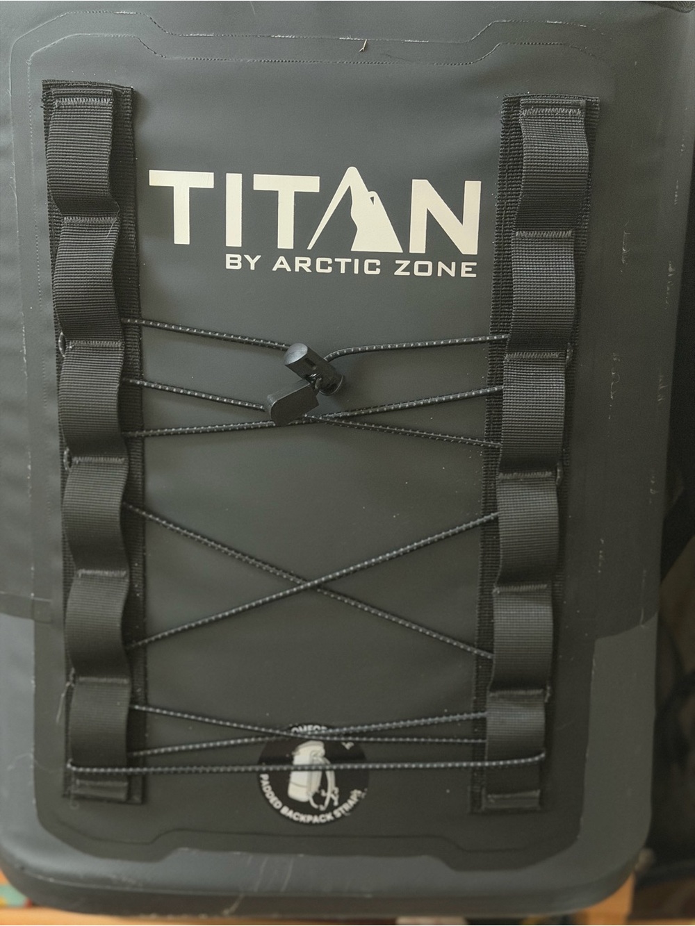 Titan Black Men’s Waterproof Backpack with Bungee Gear System - Picture 7 of 7